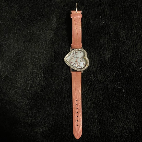 Vintage early 2000s La Jolie pink and silver rhinestone warped watch - Picture 4 of 6